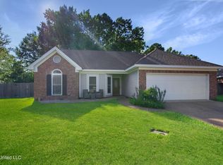 1105 Arbor Pl, Brandon, MS 39042