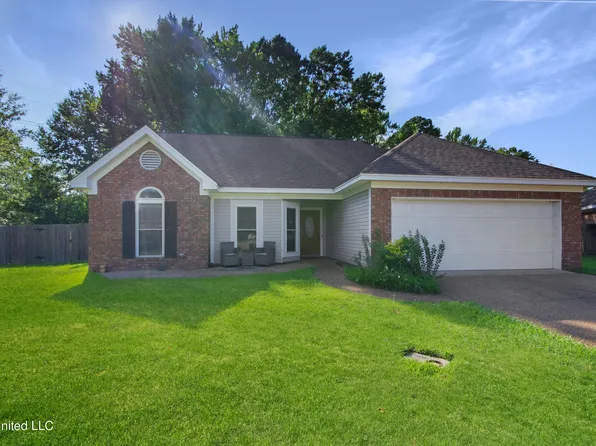 1105 Arbor Pl, Brandon, MS 39042