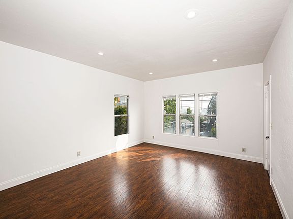 3rd image of 640 Brooklyn Ave APT 1