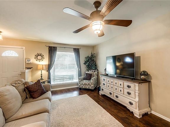 5th image of 4628 Highgrove Dr