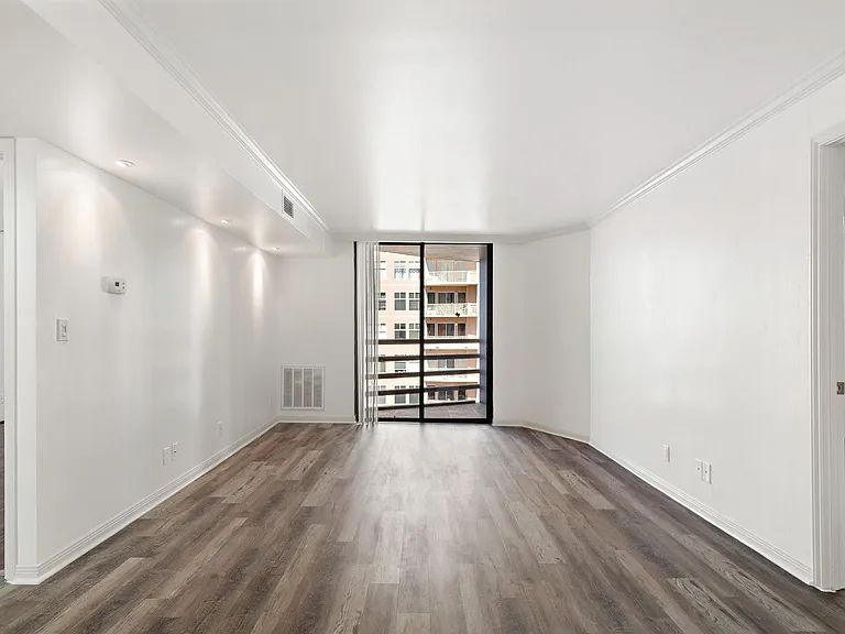 3525 Sage Rd #613 — Photo 6