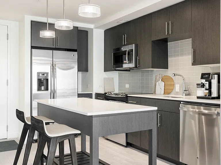 F1RST Residences — Photo 20