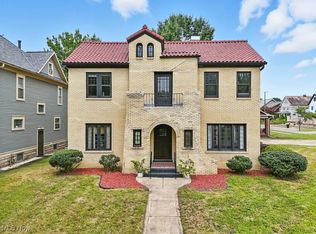 348 N Broadway St, New Philadelphia, OH 44663