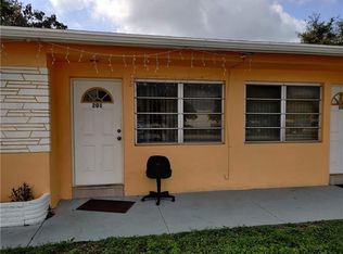 201 SW 2nd Ter, Dania, FL 33004