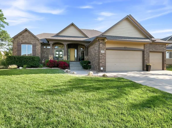 1938 N Split Rail Ct, Wichita, KS 67230