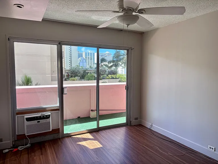 2118 Kuhio Ave #603 — Photo 10