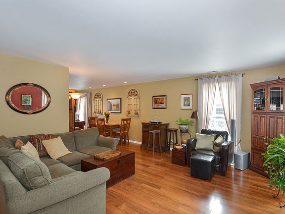 3rd image of 1450 Pebblecreek Dr #11-4