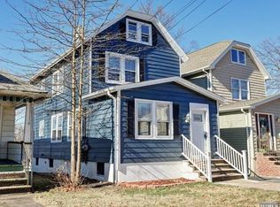28 Dean St, Glen Rock, NJ 07452