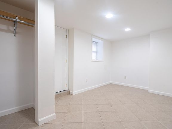 3rd image of 150 19th St Floor 1