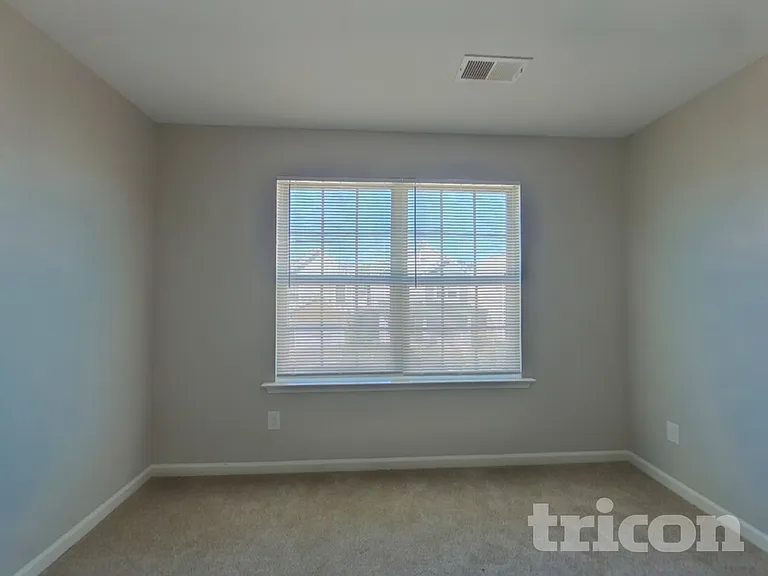 759 Dawsons Park Way — Photo 8