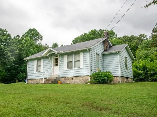 721 Schmitt Rd, Rossville, GA 30741