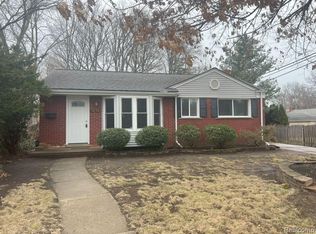 1830 Detroit St, Dearborn, MI 48124