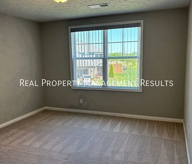 4817 White Chapel Dr — Photo 15