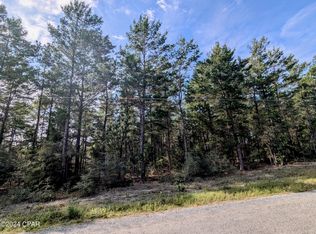 E Iris Ln, Defuniak Springs, FL 32433