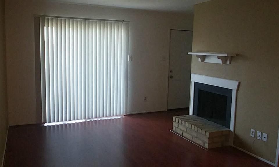 1st image of 18511 Egret Bay Blvd APT 402