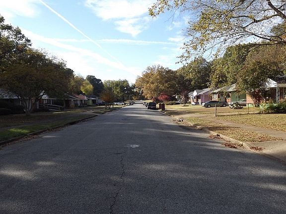 4th image of 3681 Philsdale Ave