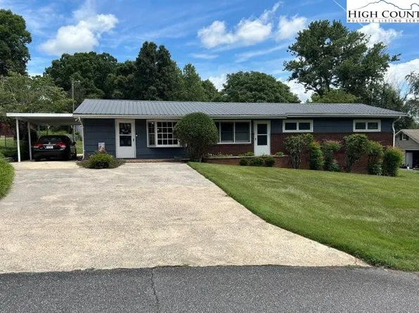 1928 Marigold Lane, Hudson, NC 28638