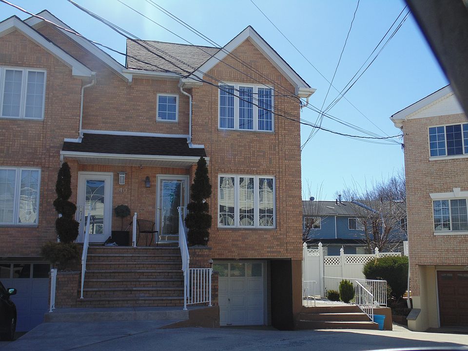 1st image of 42 Mandy Ct.