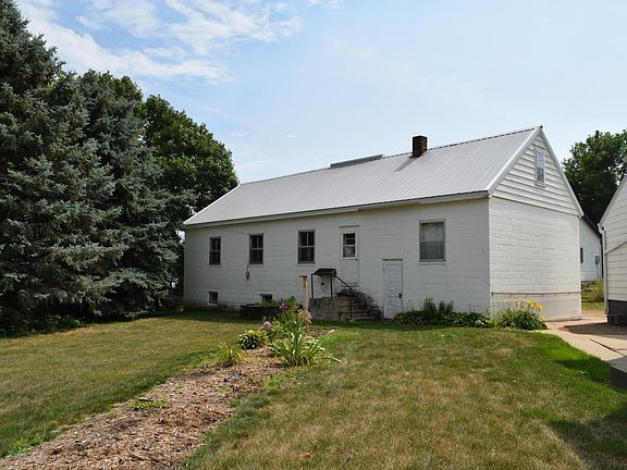 4th image of 361 Maria Ave