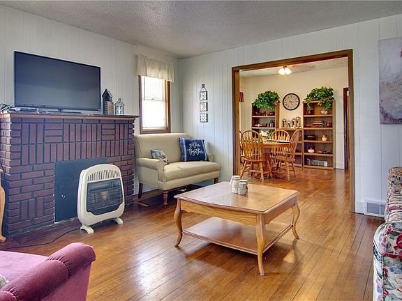 5th image of 2780 6th St
