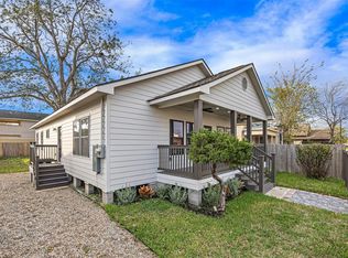 2111 Chapman St, Houston, TX 77009