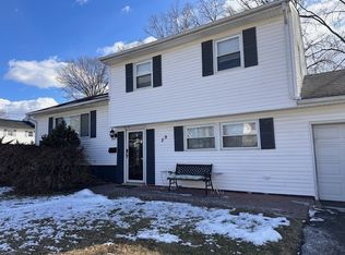 29 Dundee Ave, Iselin, NJ 08830