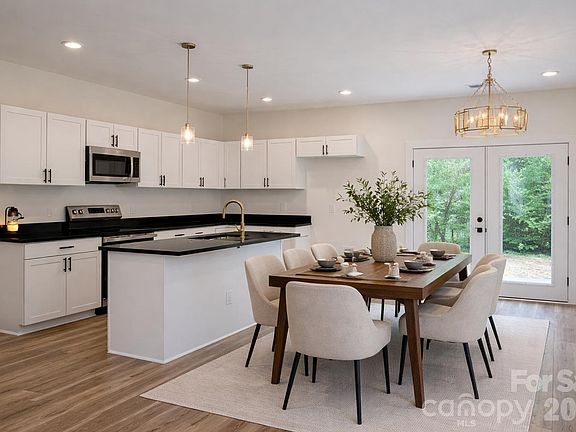 5th image of 654 Bostian Rd