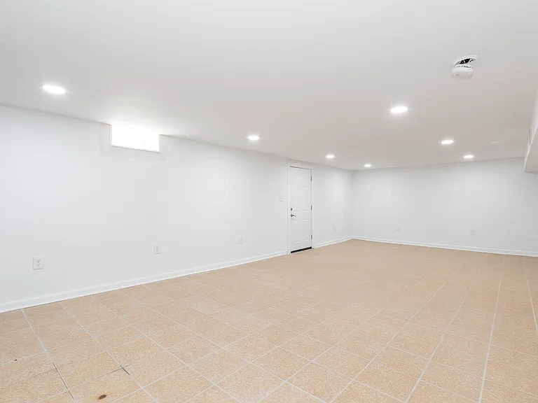 1613 S 18th St #1 — Photo 25