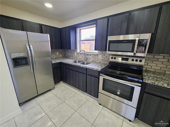 5th image of 3900 Monica Dr