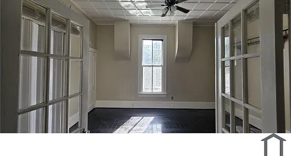 4 bed, 1998 sqft, $2,550 — Photo 4