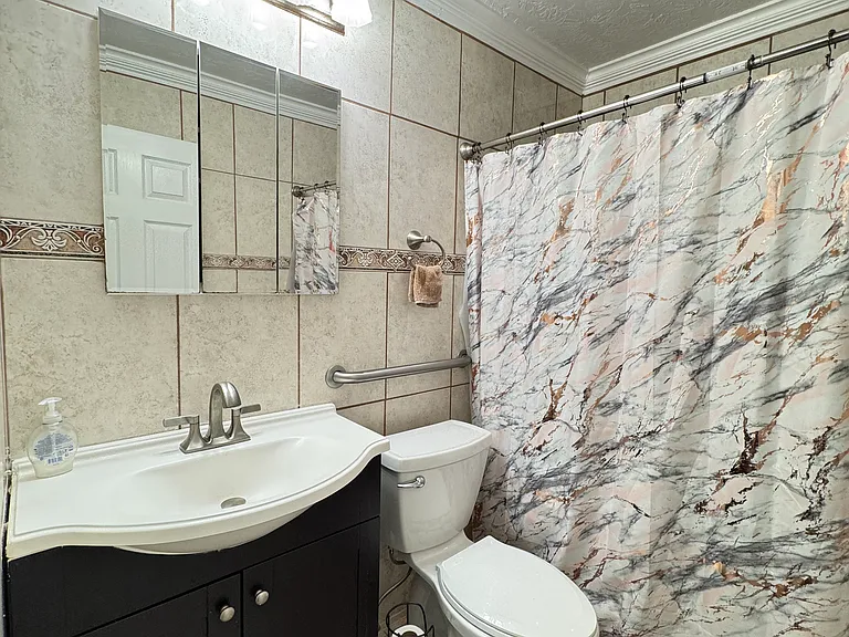 743 Coral St — Photo 25