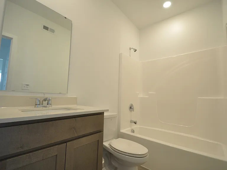 8578 Georgina St — Photo 9