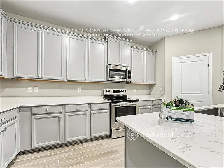 9835 Lemon Grass Ln — Photo 7