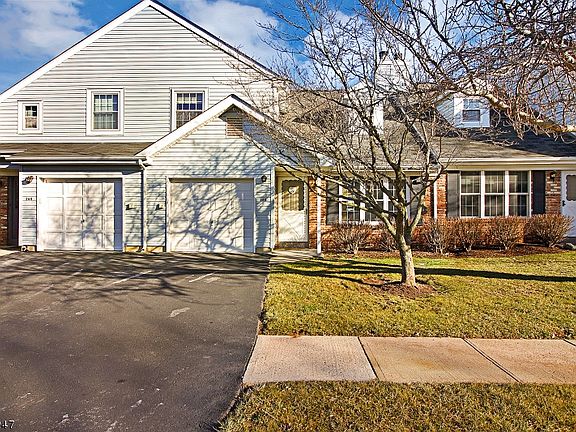 2nd image of 265 Edgeware Ct