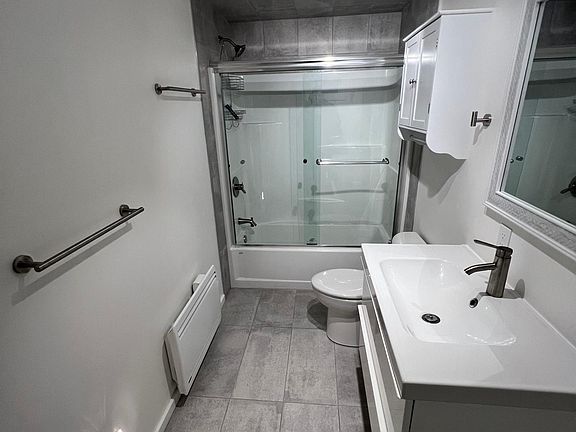 5th image of 439 Brien Dr SE #3