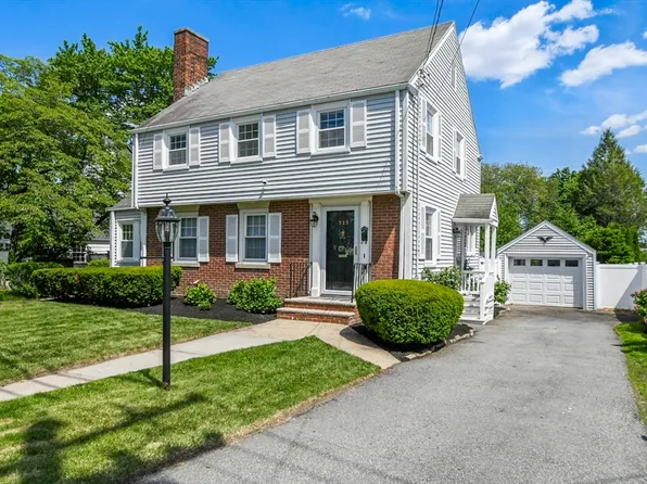 223 Warren St, Waltham, MA 02453