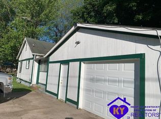 113 S Meadow Dr, Irvington, KY 40146