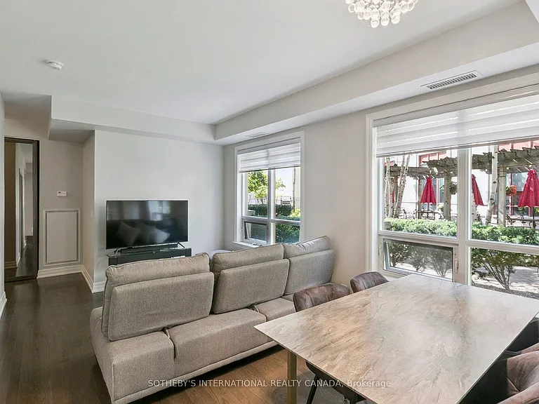 15 Rean Dr #102 — Photo 10