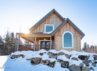 436 New Hart Rd, Haines, AK 99827