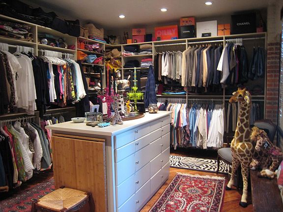Custom closet and dressing room
