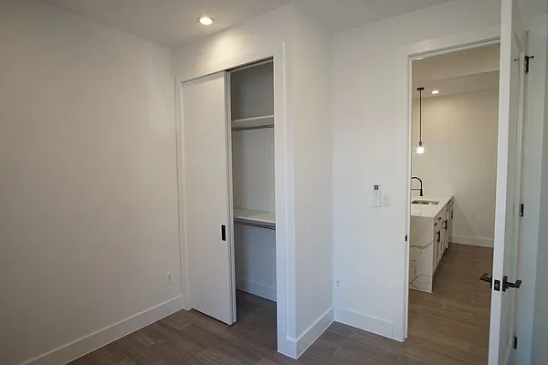 Rented by Suzuki Capital LLC | media 8