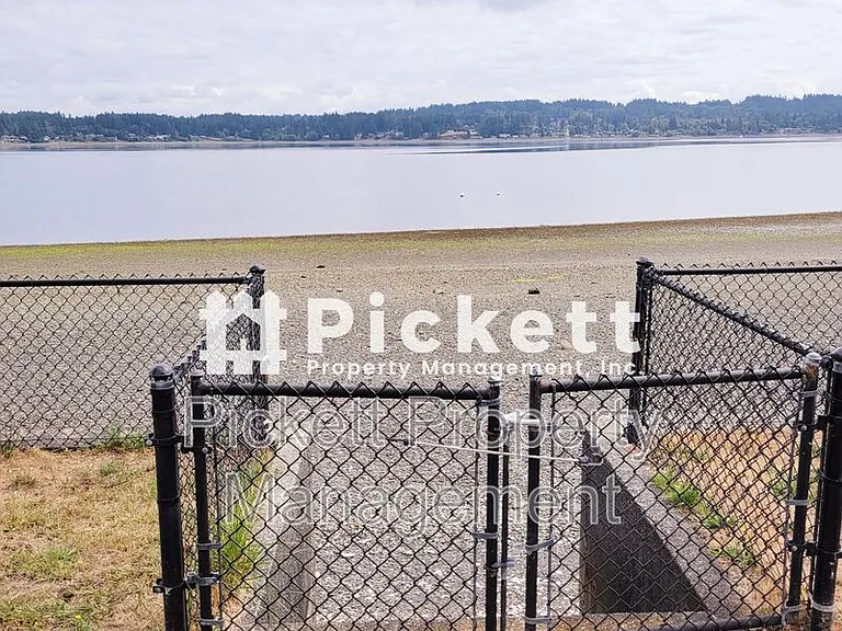2821 Erlands Beach Loop NW — Photo 33