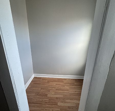 4th image of 4 Cuyler St #2