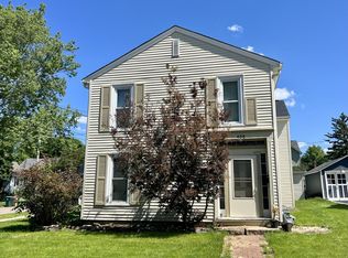 104 N Jefferson St, Batavia, IL
