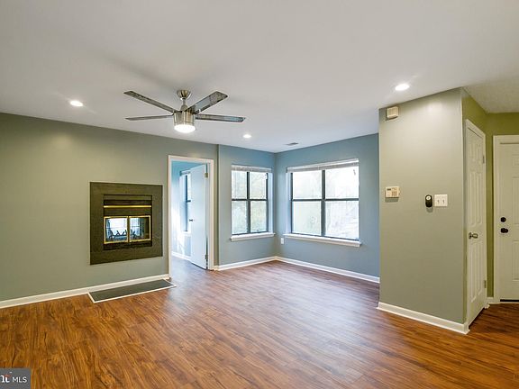 3rd image of 3803 Ski Lodge Dr #G3