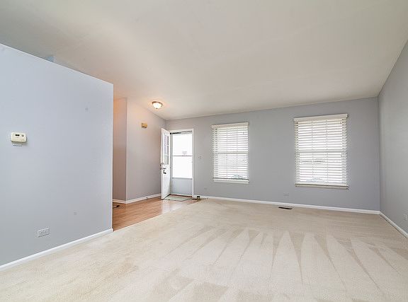 3rd image of 1141 Regent Dr #1141