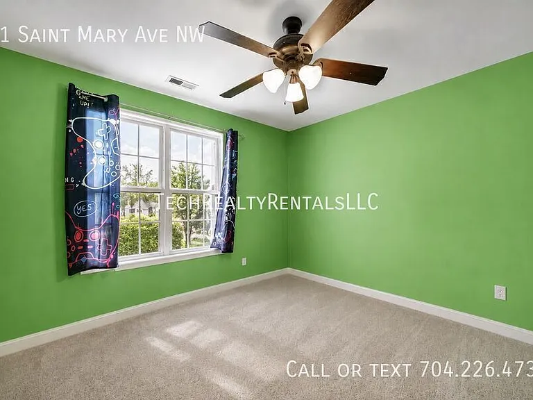41 Saint Mary Ave NW — Photo 18