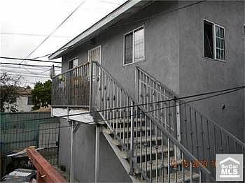 2nd image of 2145 Locust Ave
