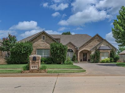 421 Meadow Run Ct, Yukon, OK, 73099