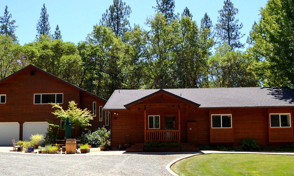 1st image of 737 Pinecrest Dr